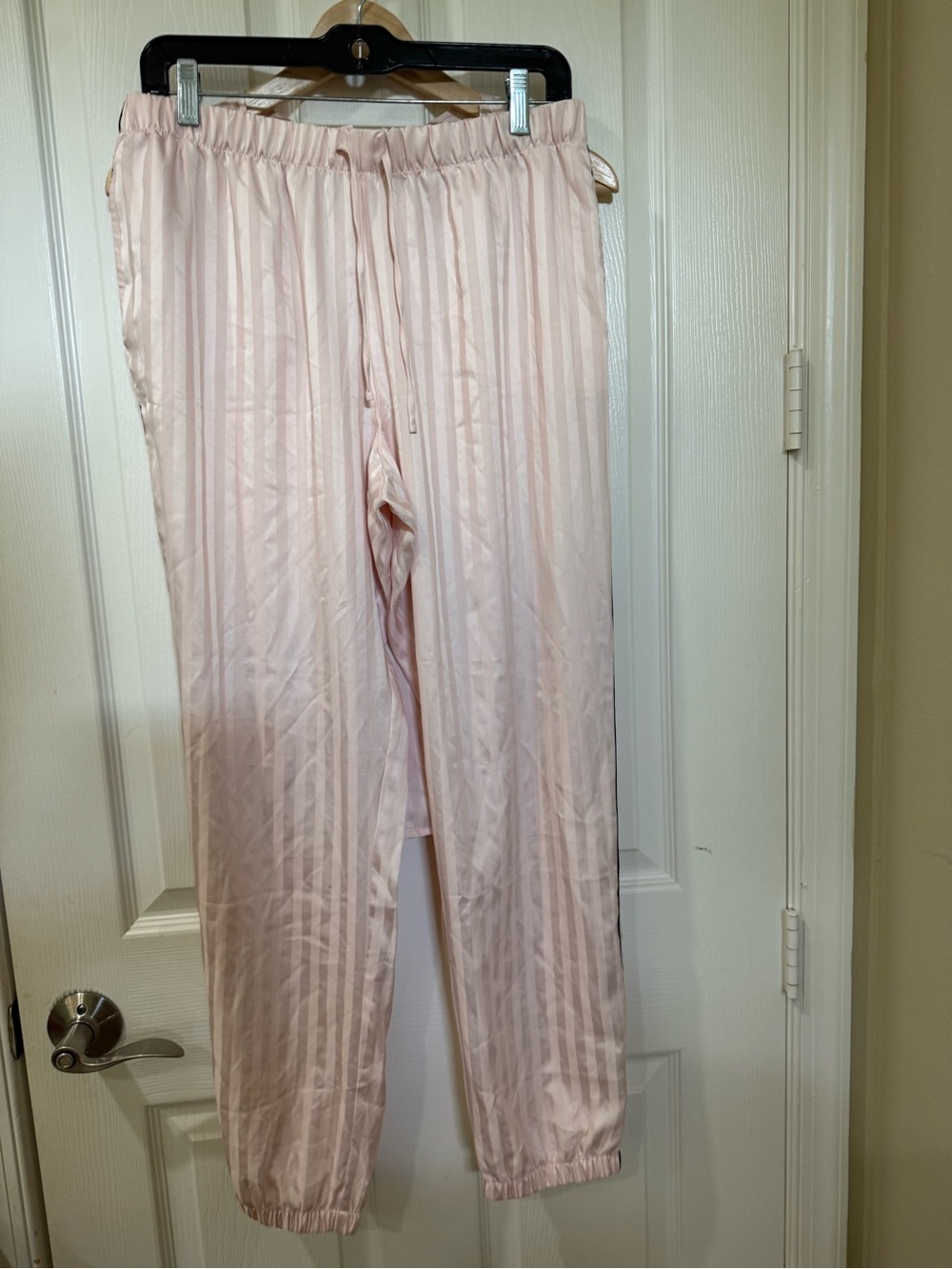 2 Piece Set Women's Pink Satin Sleep Pants